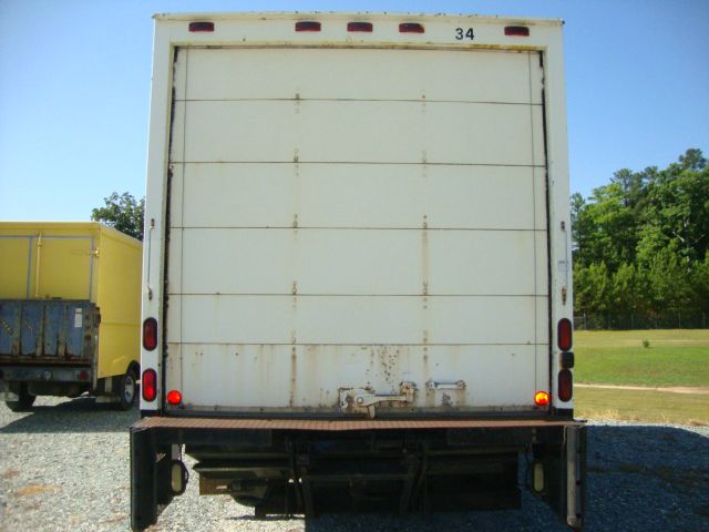2001 GMC Box Truck Unknown
