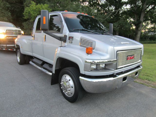 2005 GMC C4500 Clk350 Coupe AMG Sport Package WE Finance