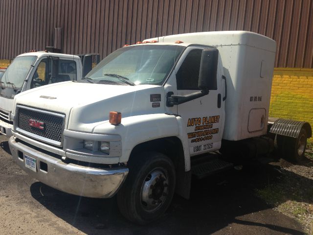 2003 GMC C5500 SLT AWD Leather Navigation