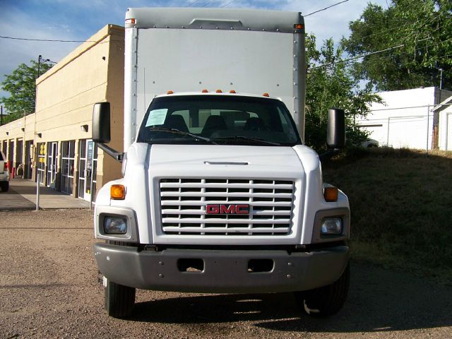 2004 GMC C7500 Unknown