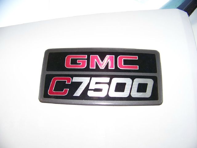 2004 GMC C7500 Unknown