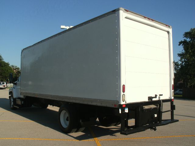 2004 GMC C7500 Unknown