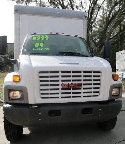 2004 GMC C7500 BOX TRUCK AT Touring With RES