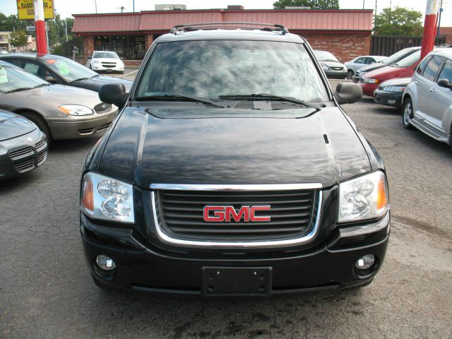 2002 GMC Envoy 4x4 Crew Cab LE