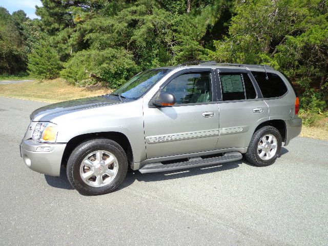 2002 GMC Envoy Wagon SE