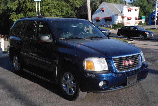 2002 GMC Envoy 4x4 Crew Cab LE
