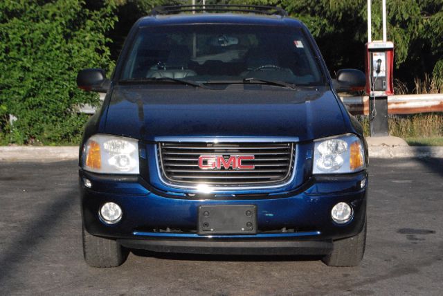 2002 GMC Envoy 4x4 Crew Cab LE