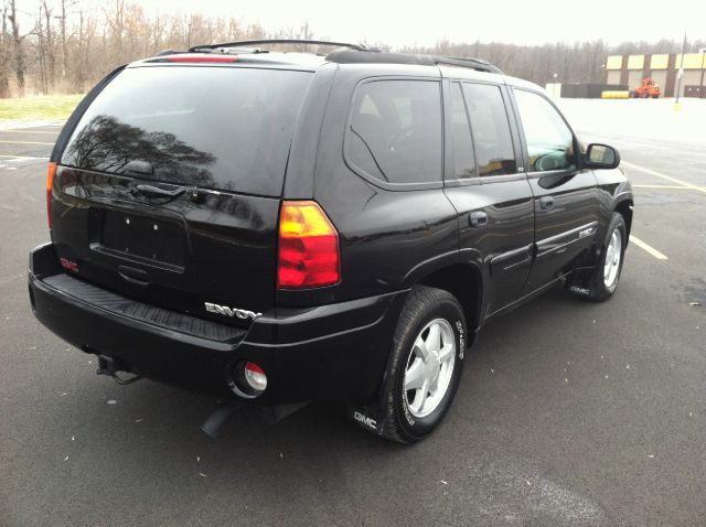 2002 GMC Envoy 4x4 Crew Cab LE