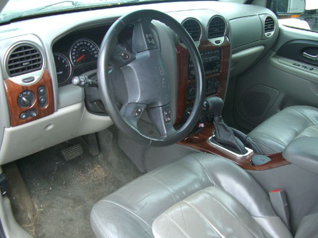 2002 GMC Envoy 4dr 2.9L Twin Turbo AWD SUV