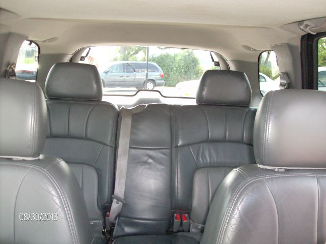 2002 GMC Envoy Wagon SE