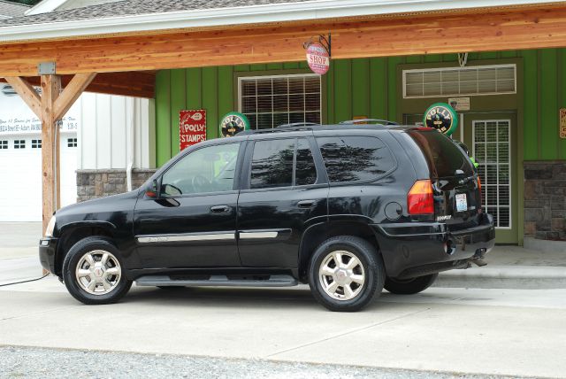 2002 GMC Envoy Wagon SE