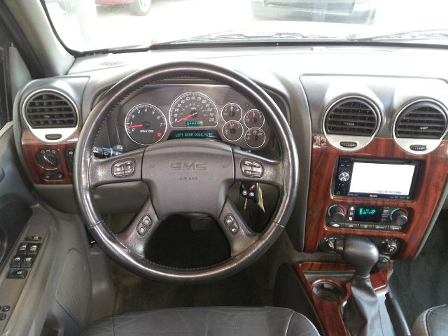 2002 GMC Envoy Wagon SE