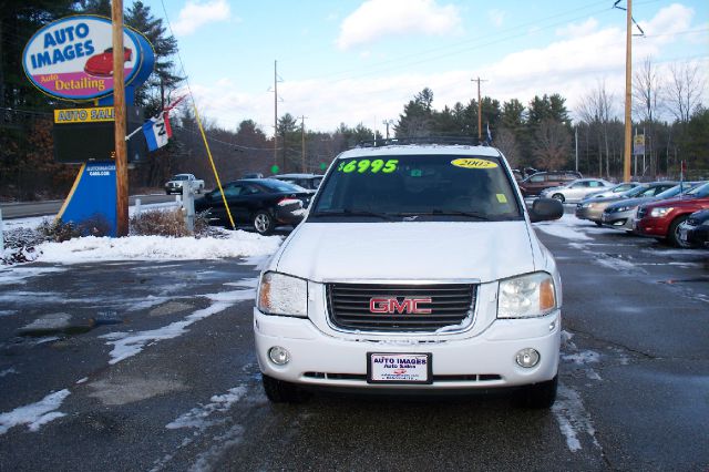 2002 GMC Envoy 4x4 Crew Cab LE