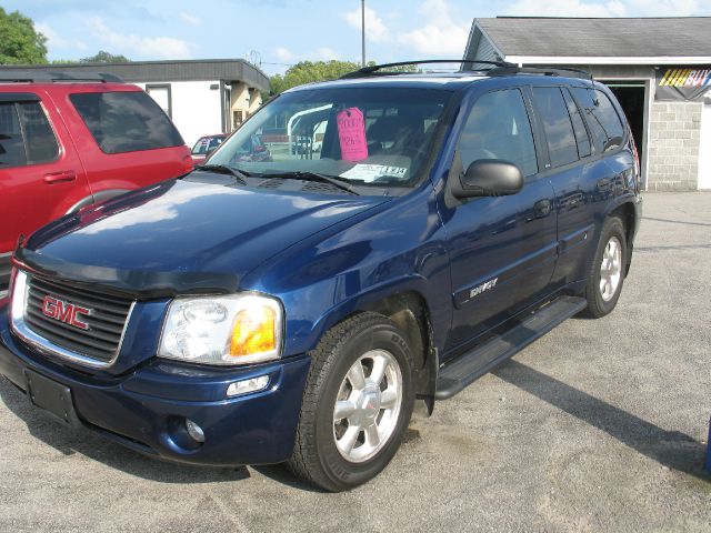 2002 GMC Envoy 4x4 Crew Cab LE