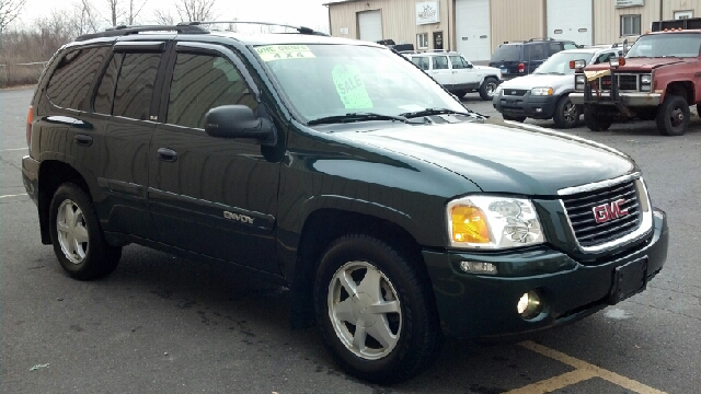 2002 GMC Envoy 4x4 Crew Cab LE