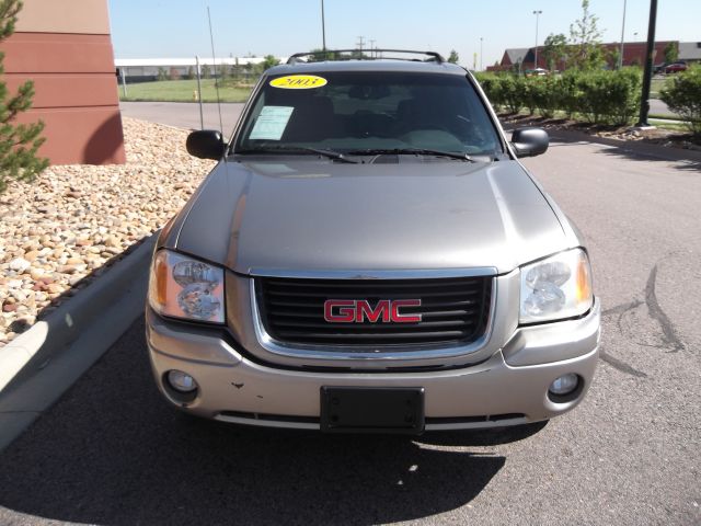 2003 GMC Envoy 4x4 Crew Cab LE