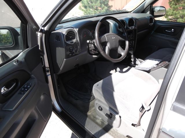 2003 GMC Envoy 4x4 Crew Cab LE