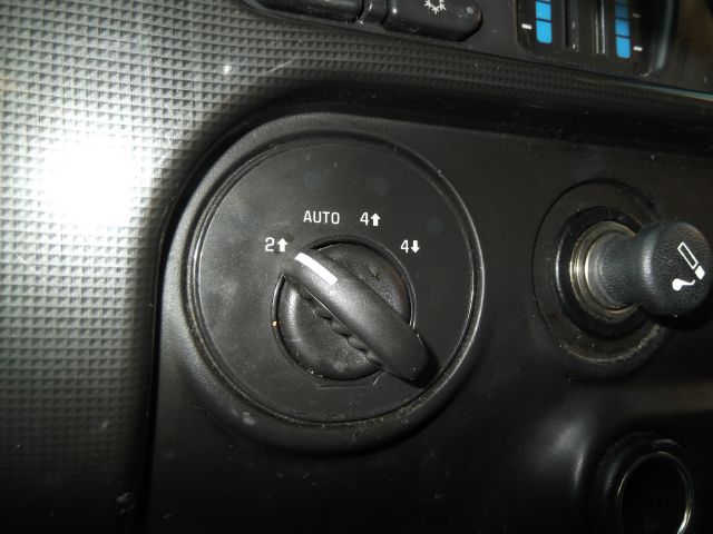 2003 GMC Envoy 4x4 Crew Cab LE