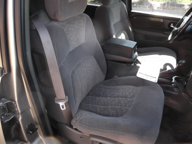 2003 GMC Envoy 4x4 Crew Cab LE