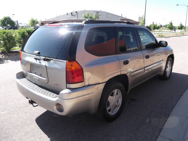2003 GMC Envoy 4x4 Crew Cab LE