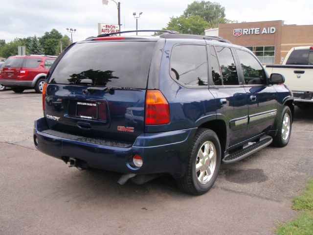 2003 GMC Envoy Wagon SE
