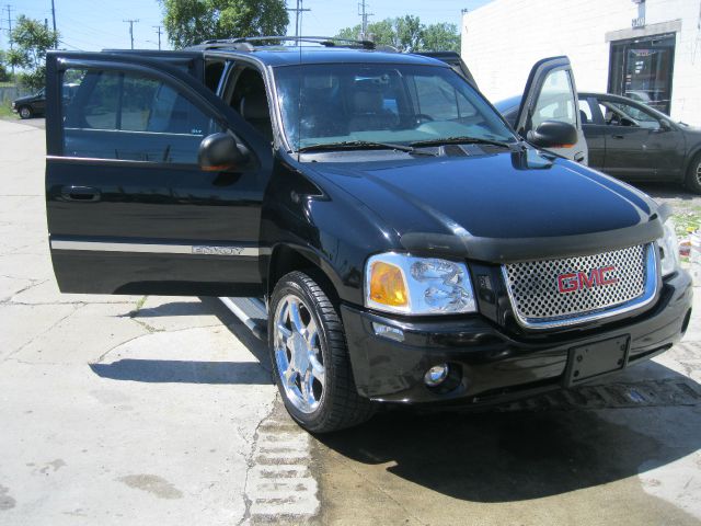 2003 GMC Envoy Wagon SE