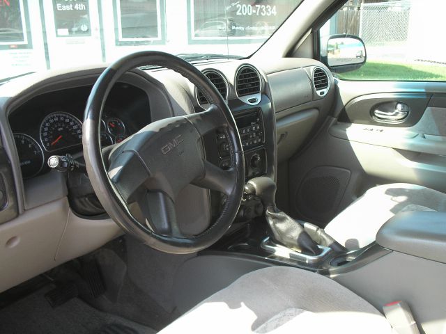 2003 GMC Envoy CREW CAB XLT Diesel