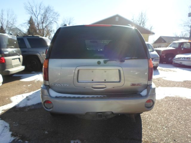 2003 GMC Envoy 4x4 Crew Cab LE