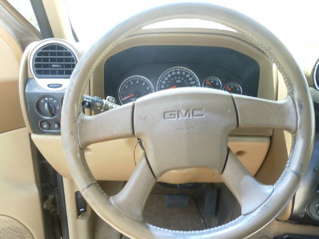 2003 GMC Envoy 4x4 Crew Cab LE