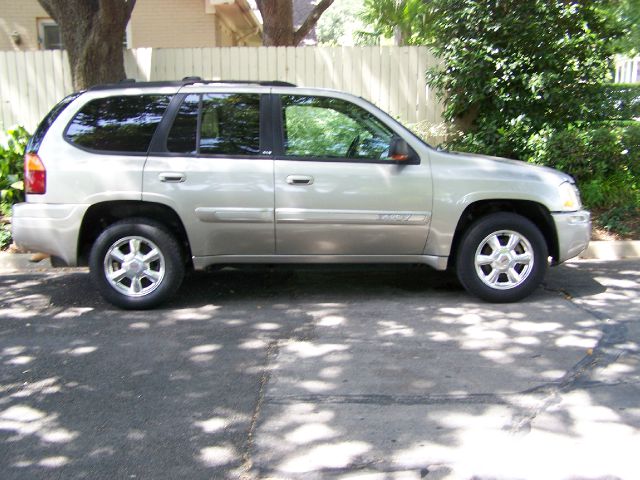 2003 GMC Envoy Super