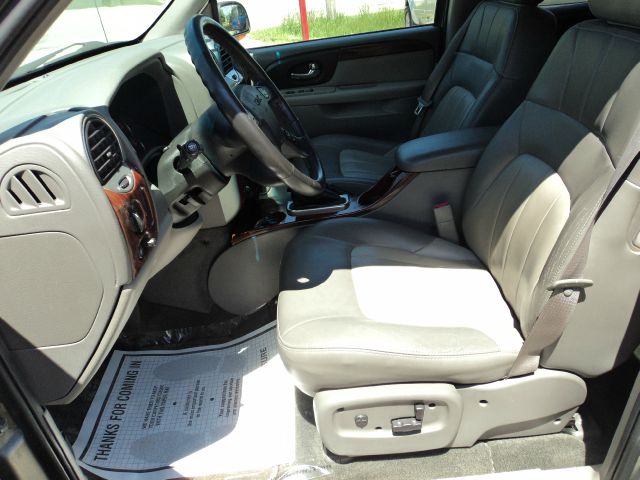 2003 GMC Envoy Wagon SE