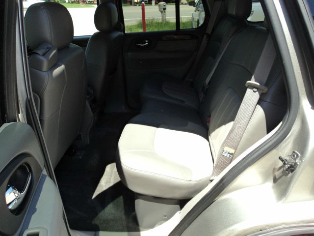 2003 GMC Envoy Wagon SE