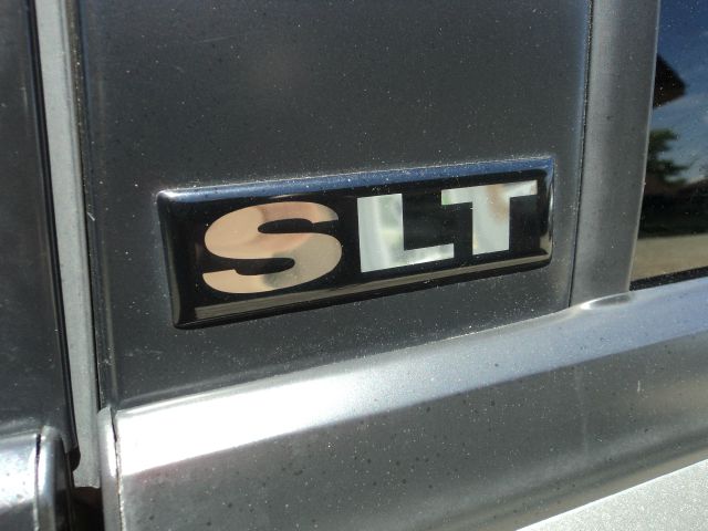 2003 GMC Envoy Wagon SE