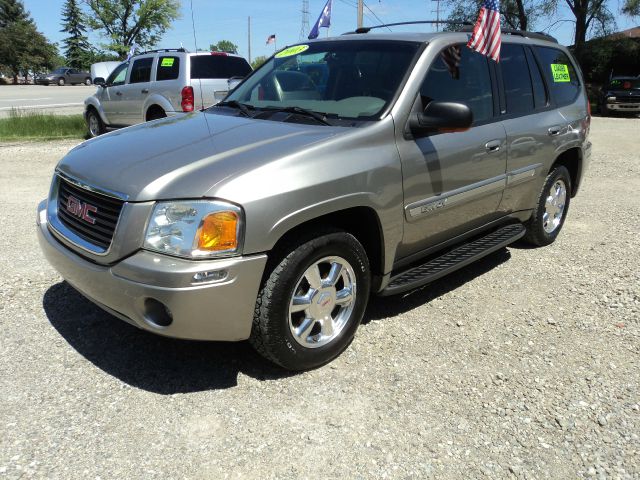 2003 GMC Envoy Wagon SE