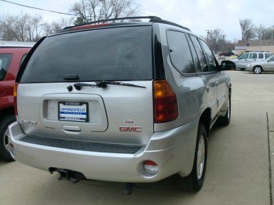 2004 GMC Envoy 4x4 Crew Cab LE