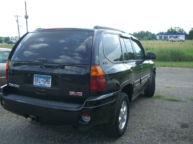 2004 GMC Envoy 4x4 Crew Cab LE