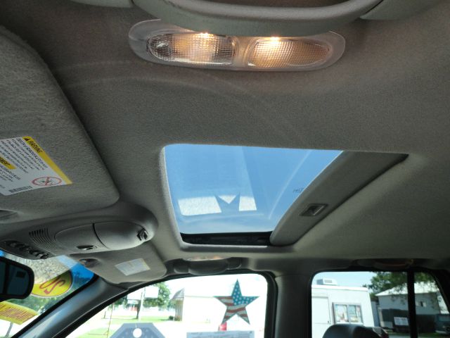 2004 GMC Envoy Wagon SE