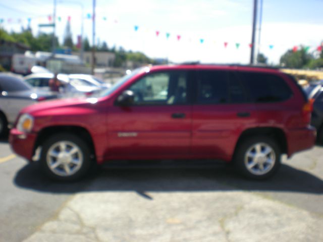 2004 GMC Envoy 4x4 Crew Cab LE