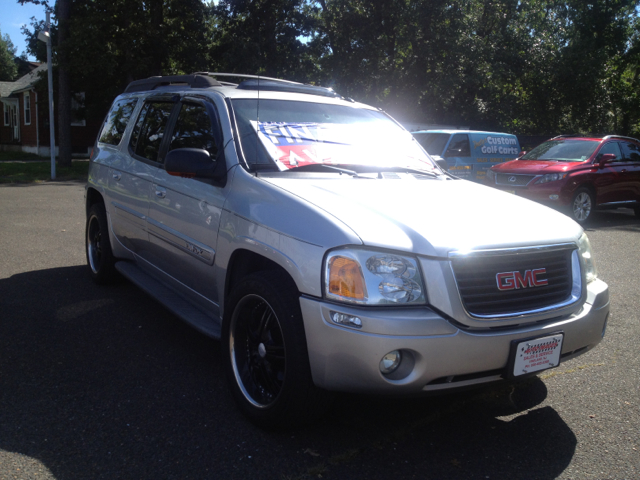 2004 GMC Envoy LS 2500 HD