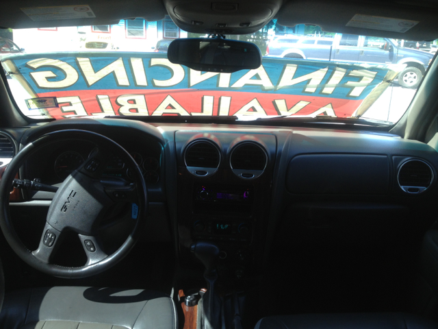 2004 GMC Envoy LS 2500 HD