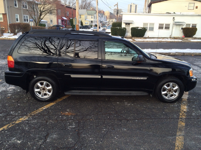2004 GMC Envoy LS 2500 HD