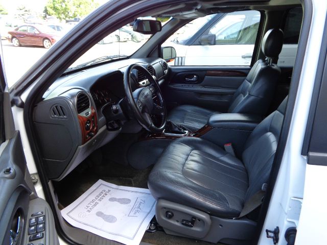 2004 GMC Envoy Wagon SE