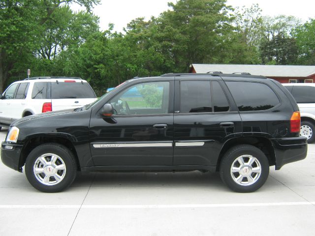 2004 GMC Envoy Wagon SE