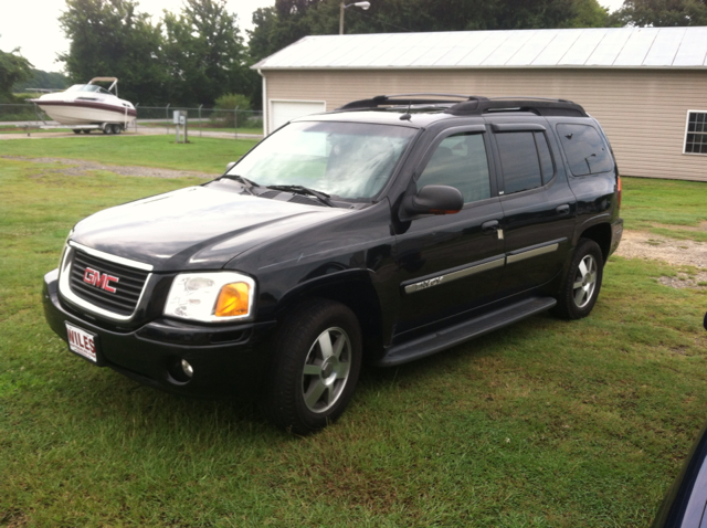 2004 GMC Envoy LS 2500 HD