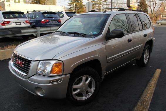 2004 GMC Envoy 4x4 Crew Cab LE