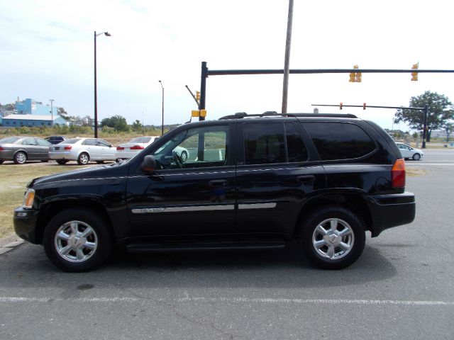2005 GMC Envoy Wagon SE