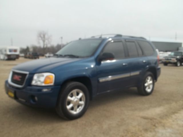 2005 GMC Envoy Wagon SE