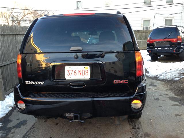 2005 GMC Envoy Unknown