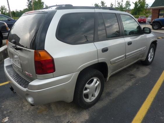 2005 GMC Envoy 4x4 Crew Cab LE