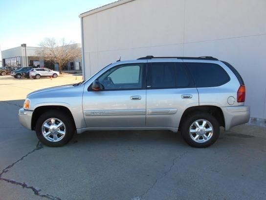 2005 GMC Envoy Wagon SE